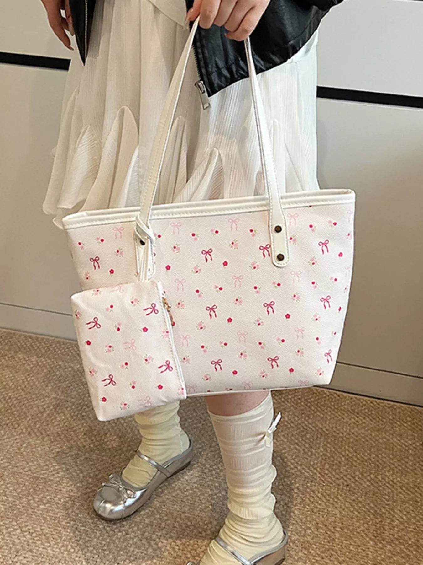 Printed Tote Shoulder Bag with Pouch