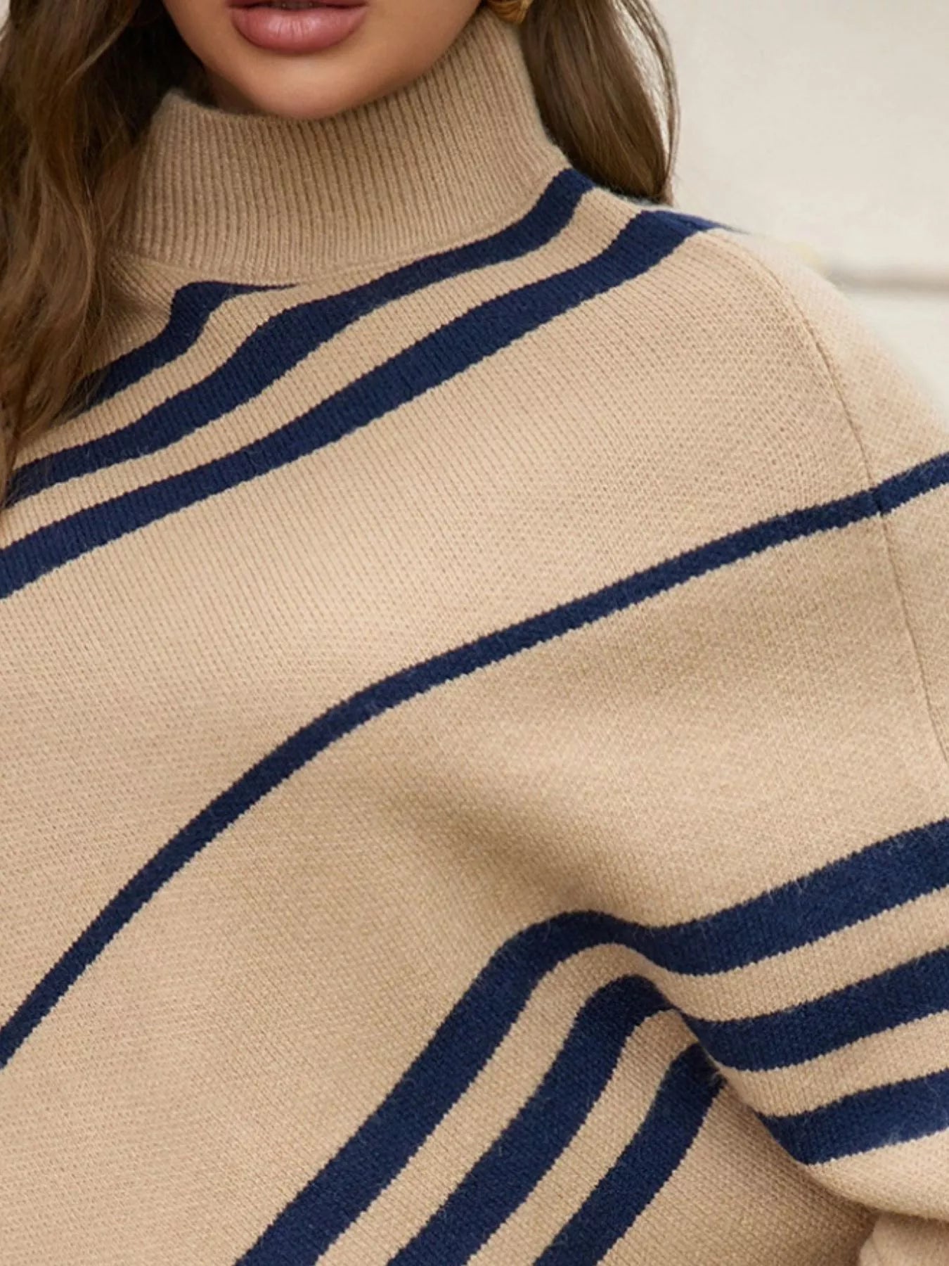 Striped Pattern Batwing Sleeve Sweater