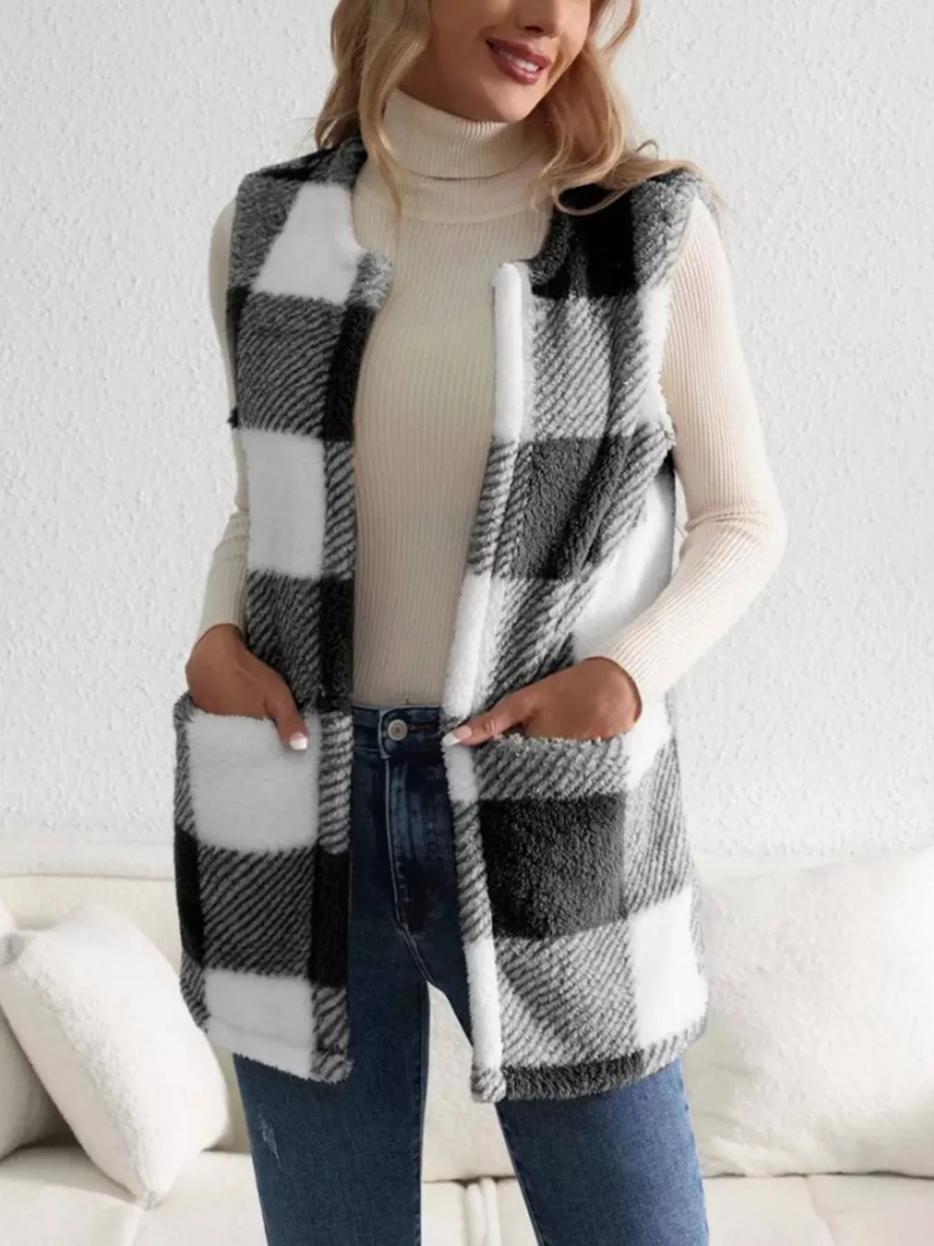 Cozy Plaid Sherpa Vest Coat Black