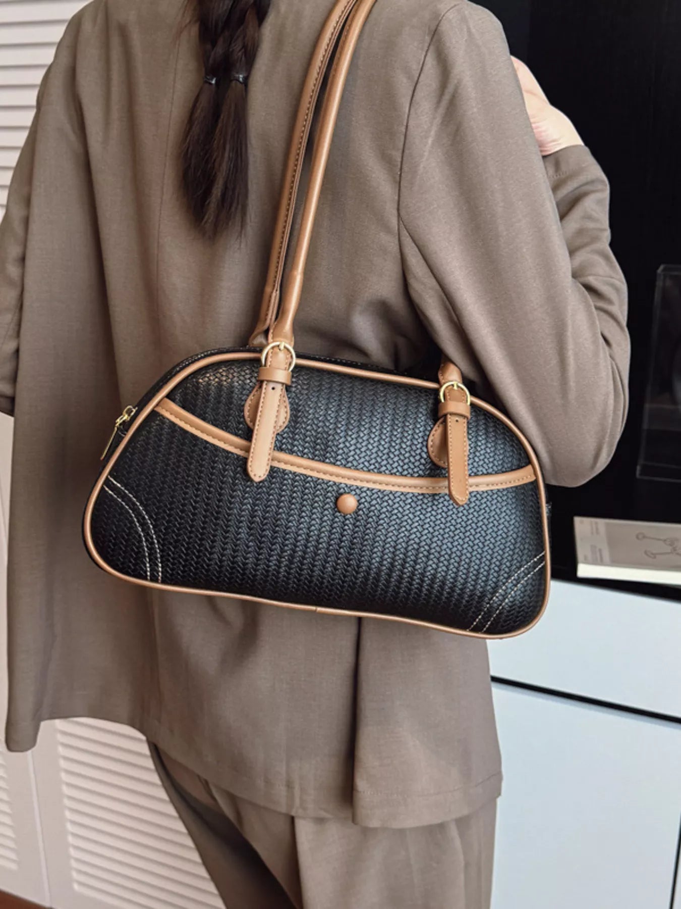 Vintage Buckle Shoulder Bag Black One Size