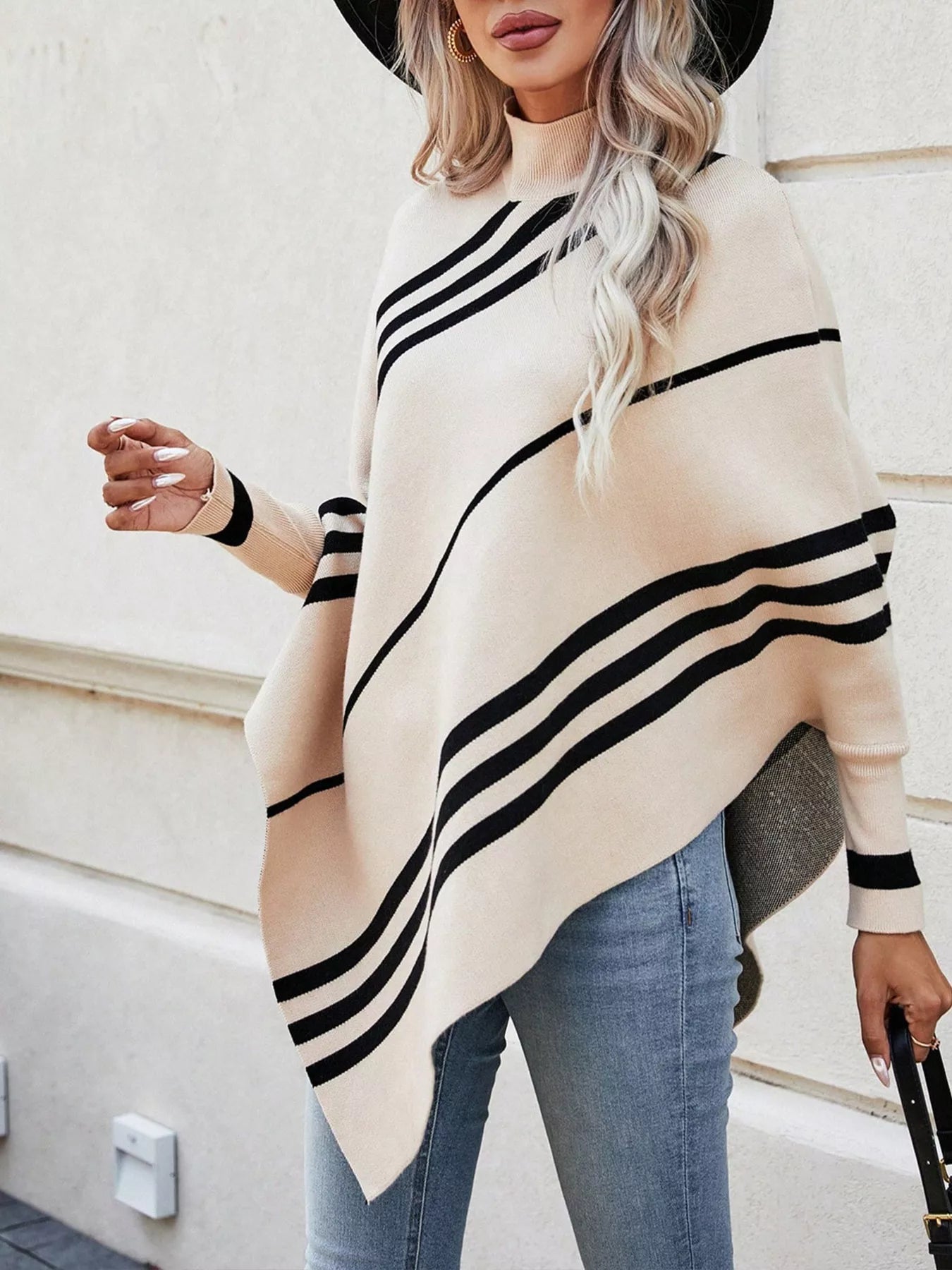 Striped Pattern Batwing Sleeve Sweater