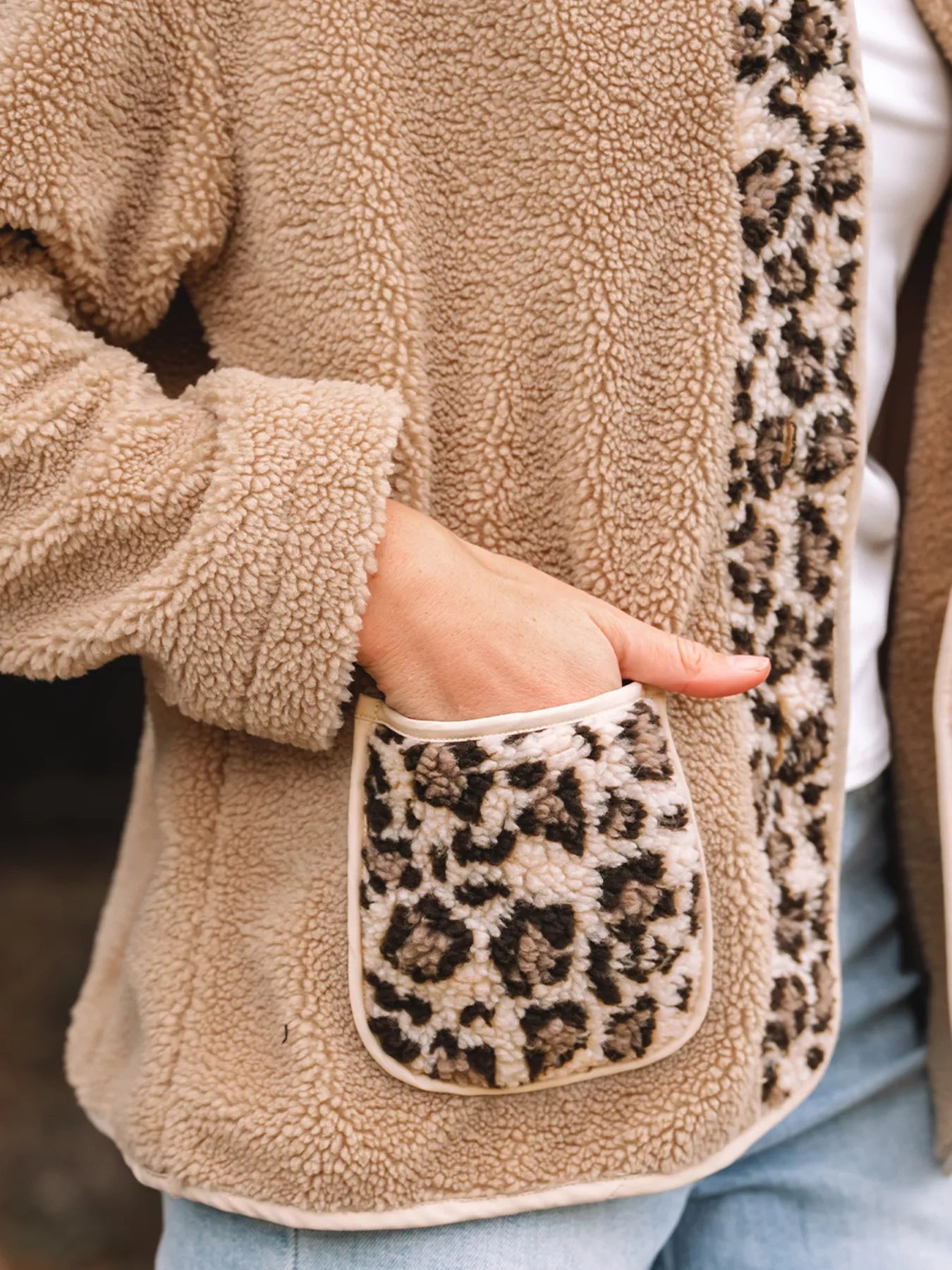 Casual Leopard Print Accent Plush Jacket with Pockets