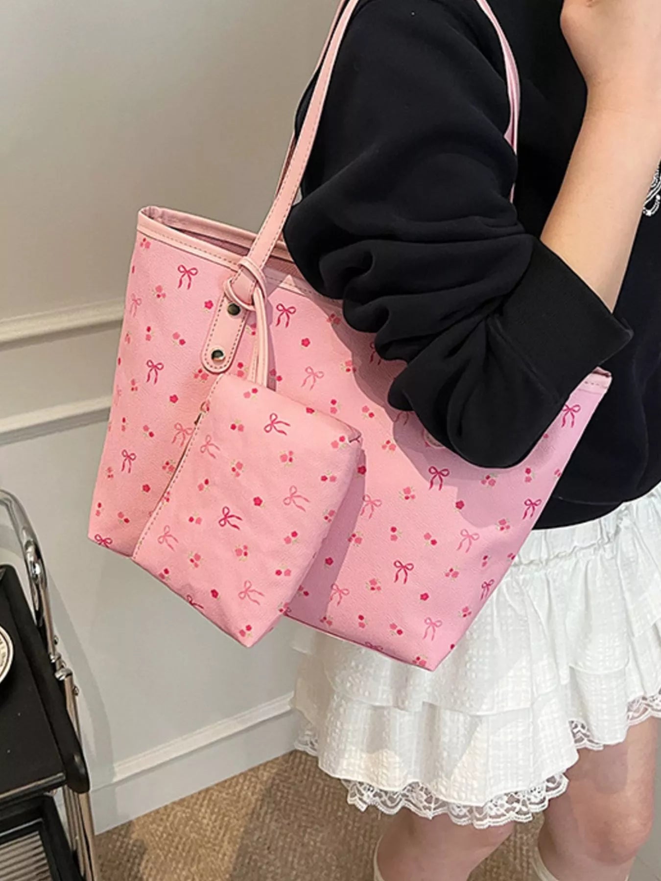 Printed Tote Shoulder Bag with Pouch