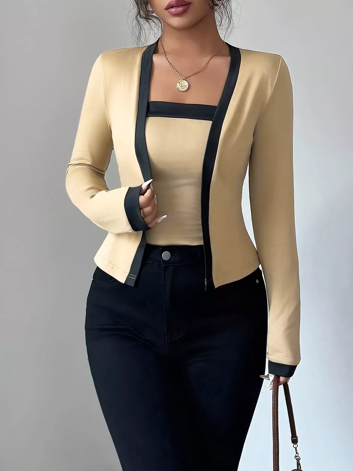 Contrast Trim Long Sleeve Top