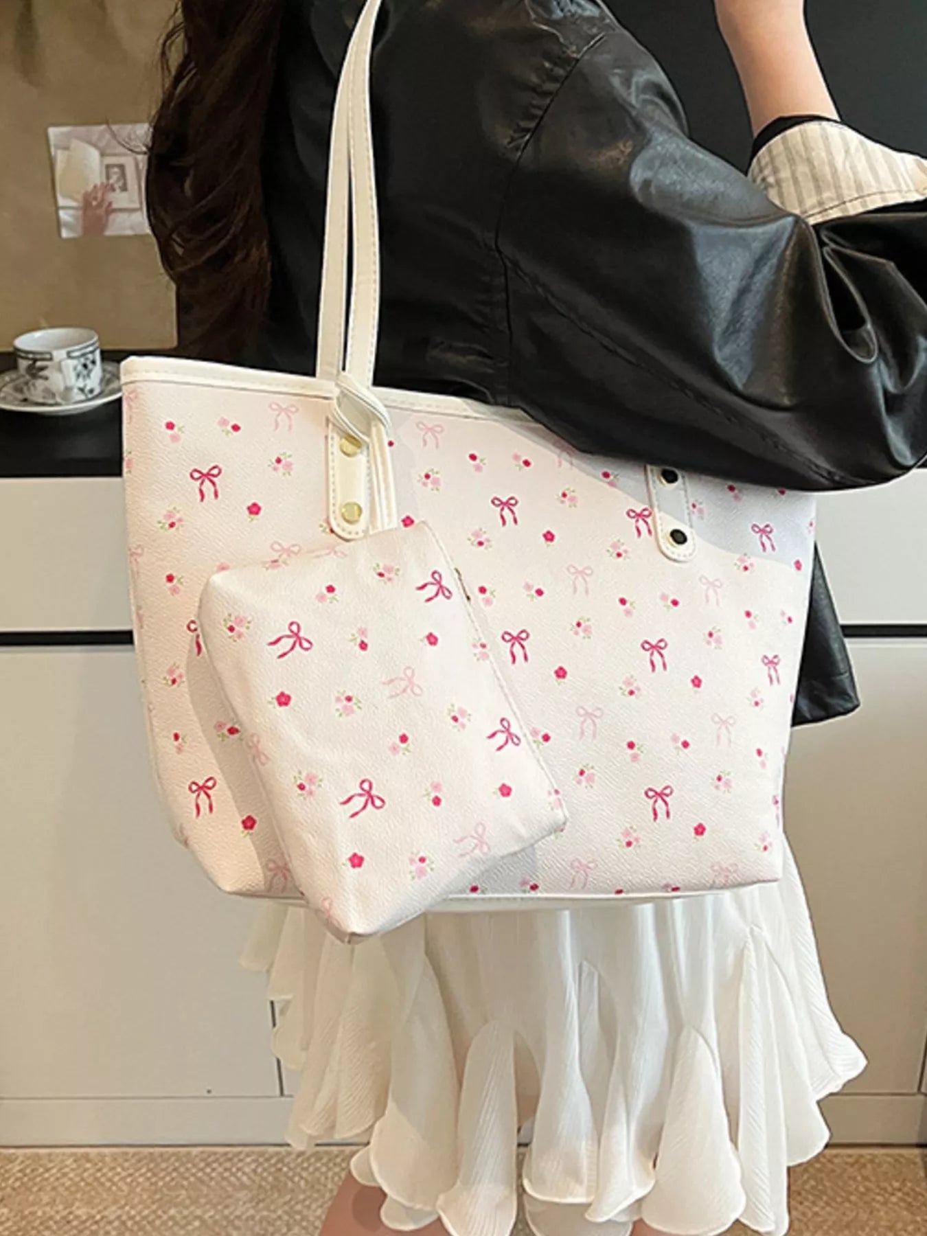 Printed Tote Shoulder Bag with Pouch