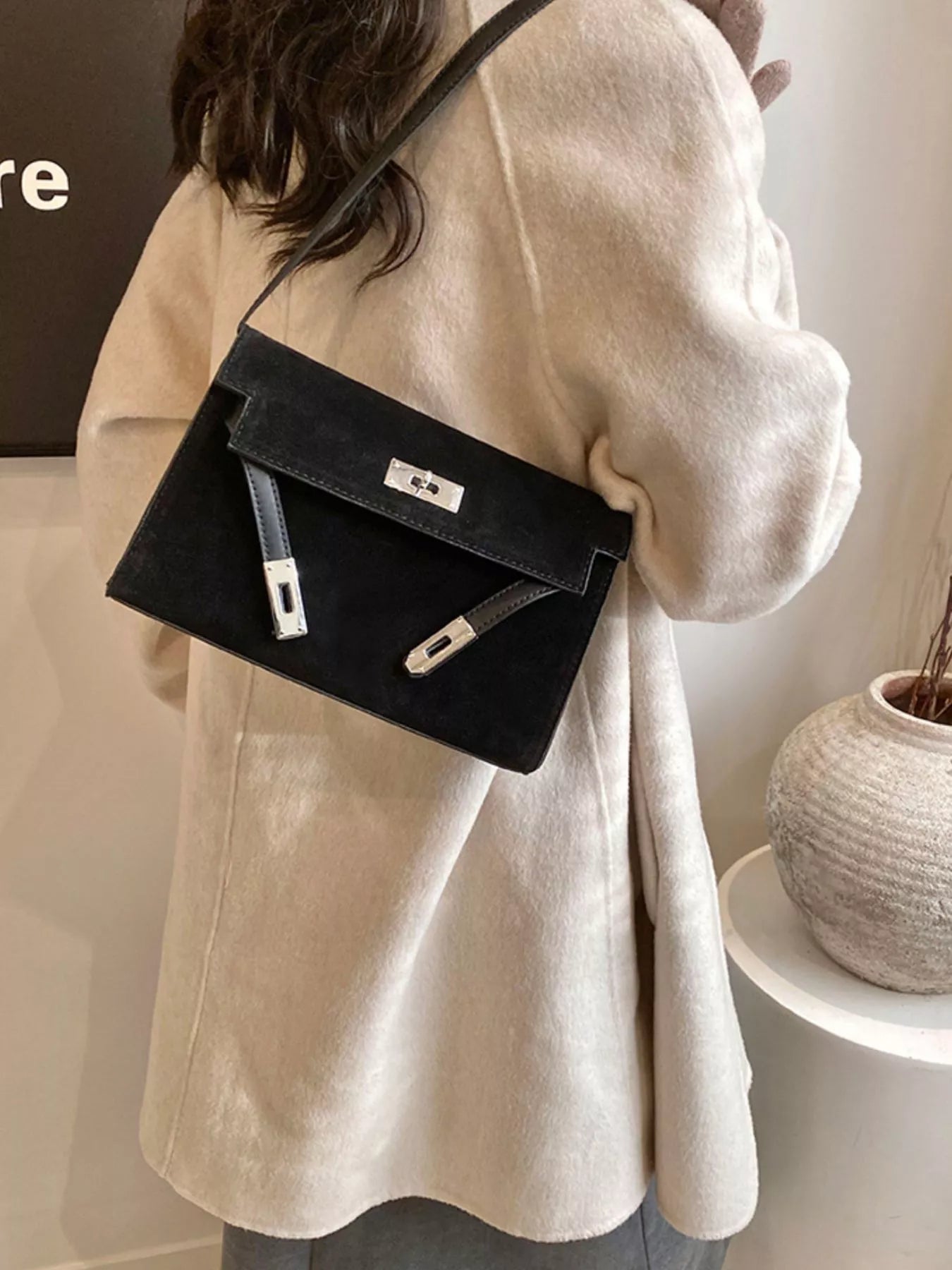 Solid Color Buckle Shoulder Bag