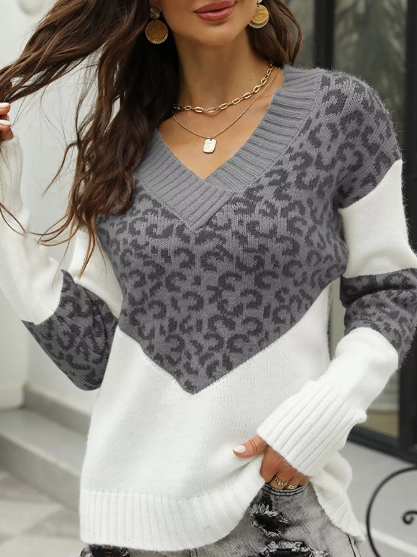 Leopard V-Neck Long Sleeve Sweater Grey