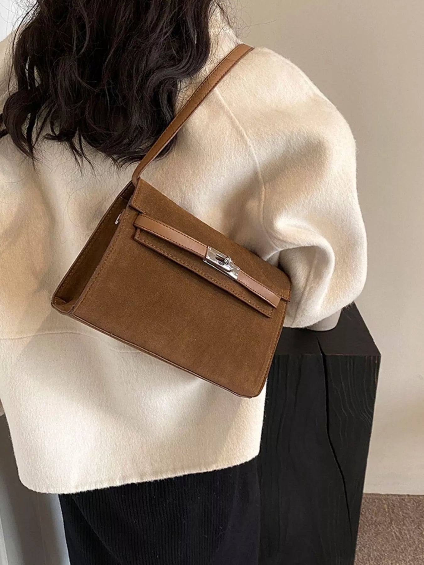 Solid Color Buckle Shoulder Bag