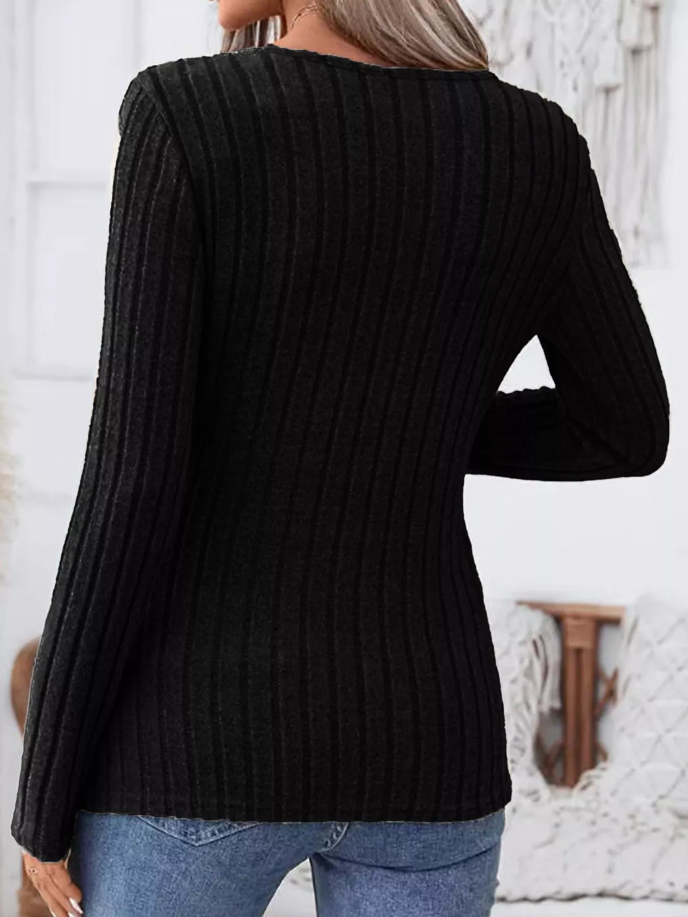 Ribbed Knit Notched Long Sleeve Top