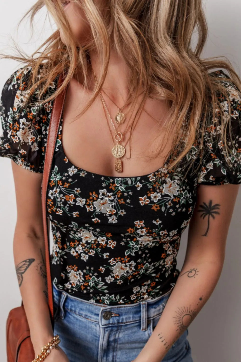 Printed Scoop Neck Short Sleeve Bodysuit Black