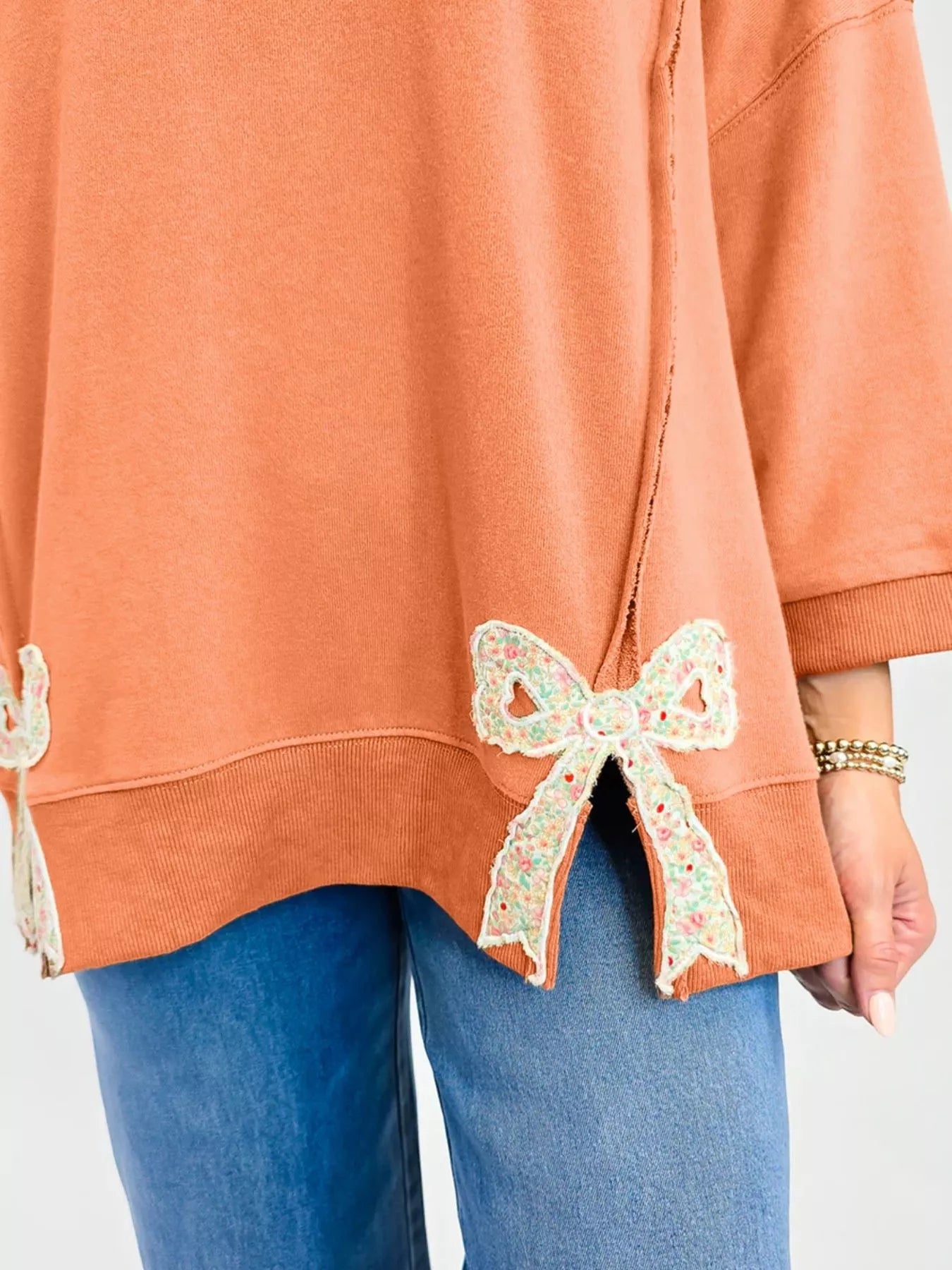 Bow Slit Round Neck Sweatshirt