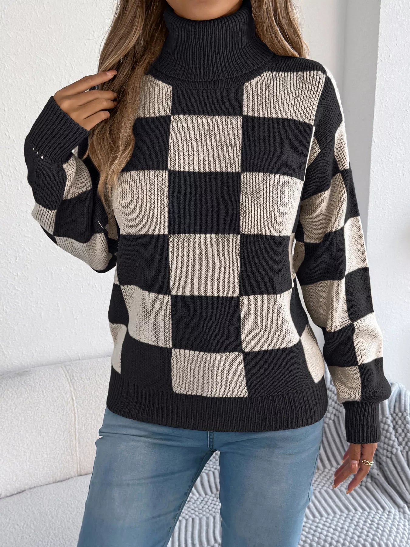 Checkered Turtleneck Long Sleeve Sweater